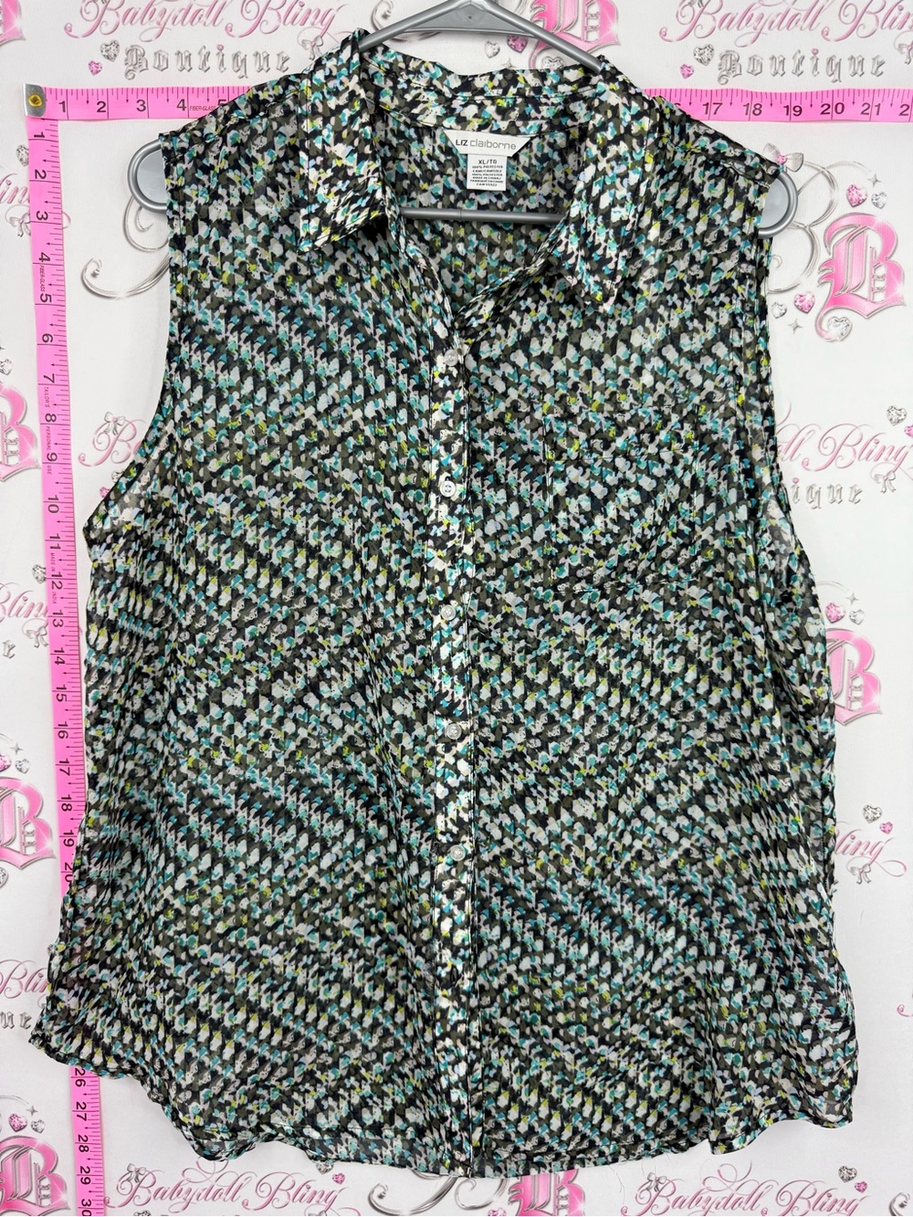 Liz Claiborne tank top buttons Black, Green & White Sleeveless Button-Front Top